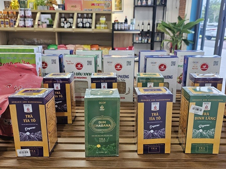 Sản phẩm trà hỗ trợ tốt cho sức khỏe và các sản phẩm bún khô